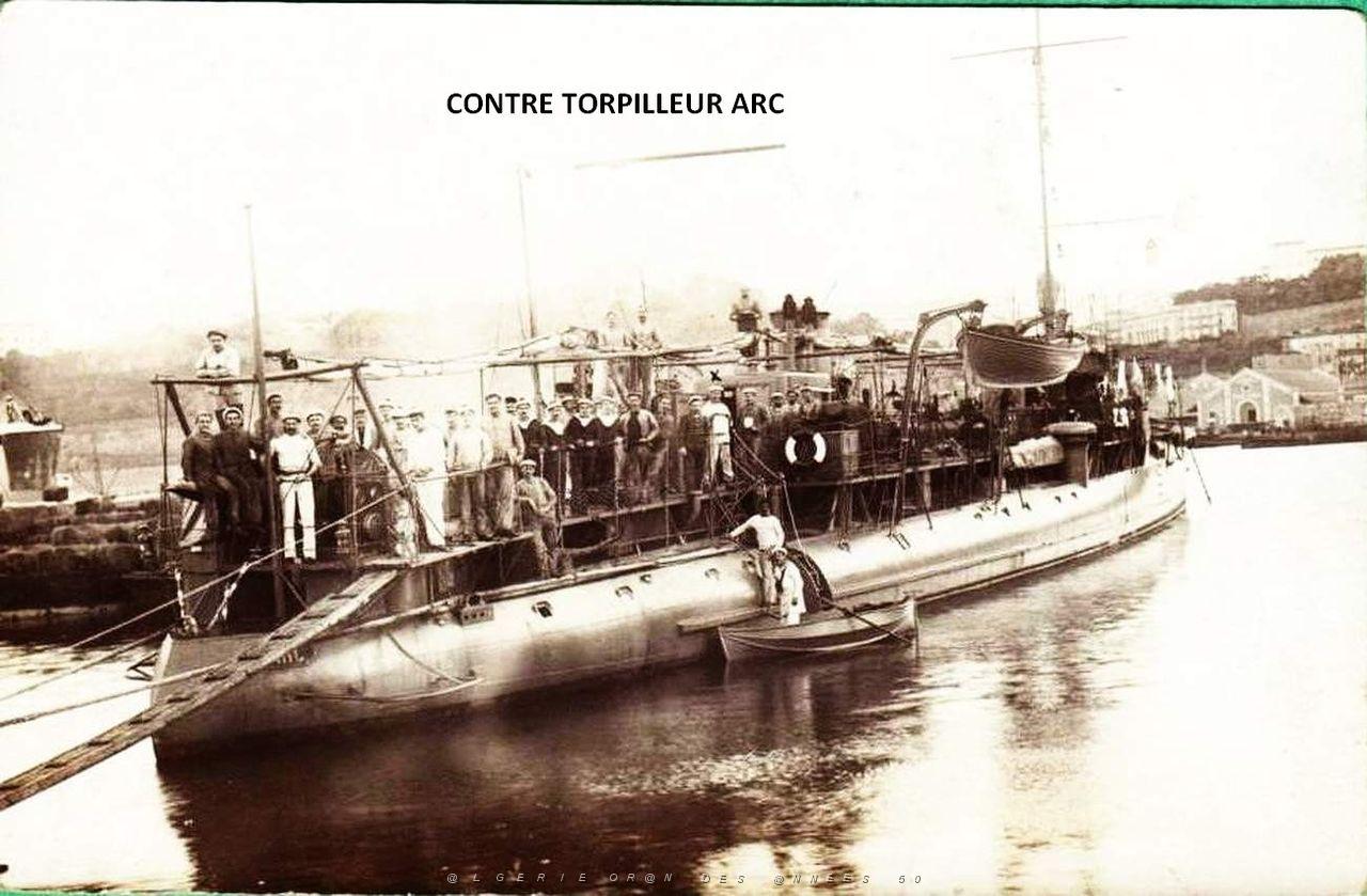CONTRE TORPILLEUR L'ARC.jpg